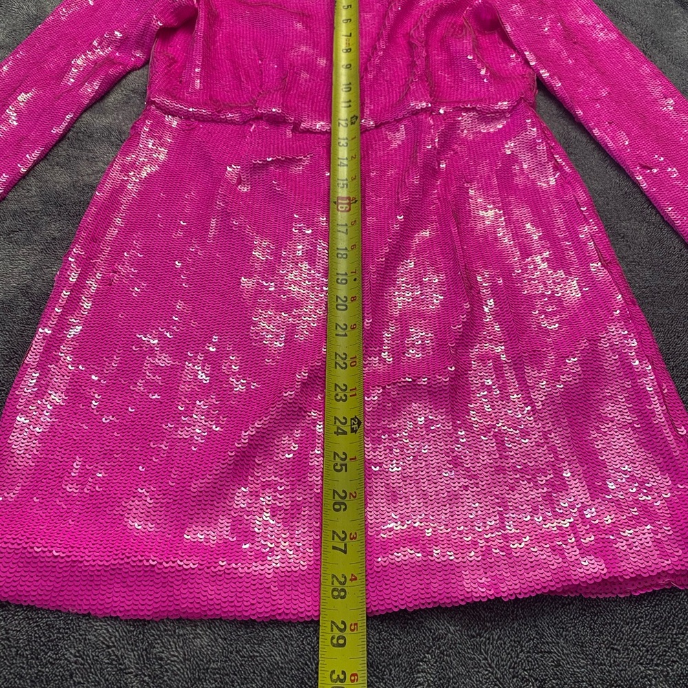 🔥 Vivi Vici Fuchsia Sequin Long Sleeve Mini Dress - Size XS - Keyhole Back - Picture 11 of 12